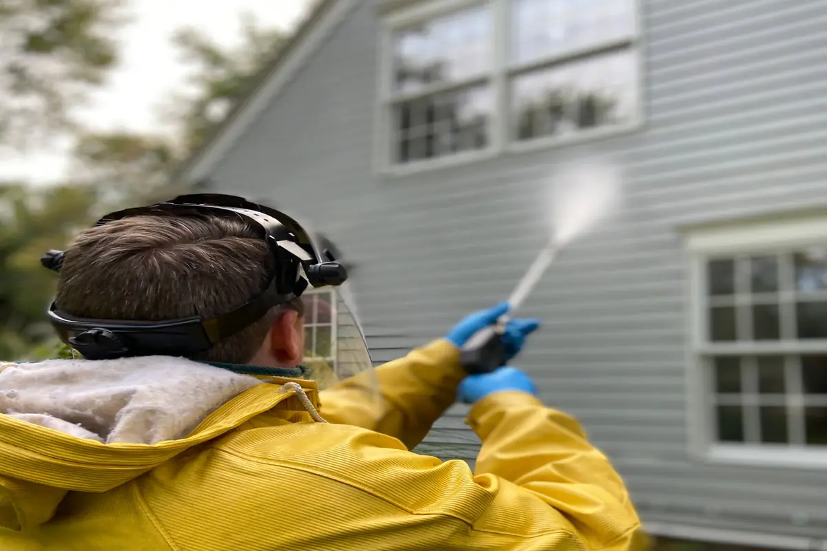 Exterior cleaning work near Wheaton, MO